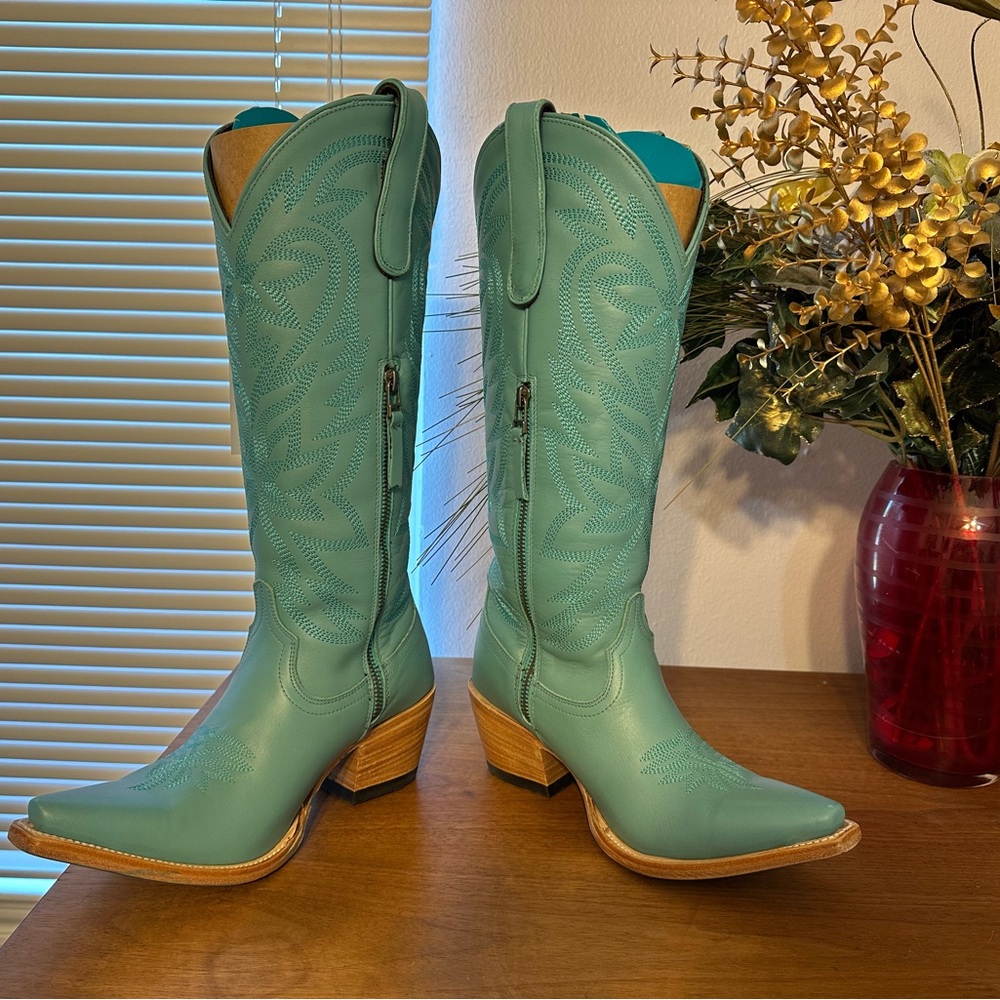 NWT Lane Smokeshow boot in glacier teal/turquoise blaze, 7.5